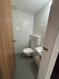 Bathroom Image of 650 Sq.ft 1 BHK Apartment / Flat for sale in Lodha Codename Smart Buy, Dombivli East Thane for Rs. 4500000