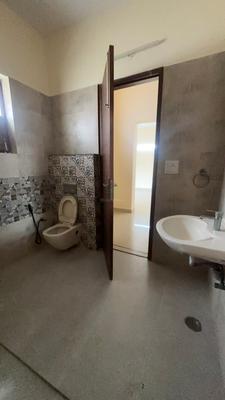 Image of 2200 Sq.ft 2 BHK Builder Floor for rent in Sector 17, Faridabad for Rs. 28000