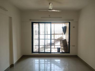 Living Room Image of 970 Sq.ft 2 BHK Apartment / Flat for sale in K Raheja Vistas, Powai Mumbai for Rs. 27500000