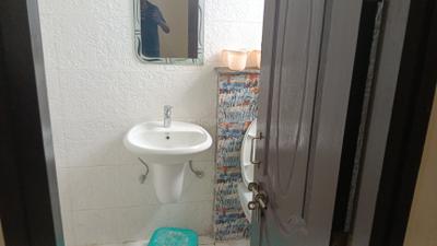 Image of 1850 Sq.ft 3 BHK Apartment / Flat for rent in Vrindavan Yojana, Lucknow for Rs. 38500