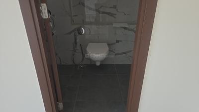 Image of 1000 Sq.ft 2 BHK Apartment / Flat for rent in Sheth Auris Bliss, Malad West, Mumbai for Rs. 65000