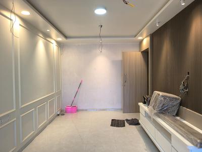 Living Room Image of 720 Sq.ft 2 BHK Apartment / Flat for sale in Santacruz East Mumbai for Rs. 21000000