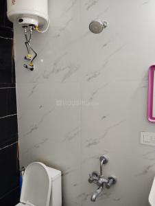 Bathroom Image of 2000 Sq.ft 3 BHK Independent House for rent in Atmos Phase 3, Ponmar Chennai for Rs. 35000