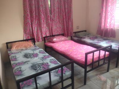 Bedroom Image of Paulins PG in Kakkanad, Kochi