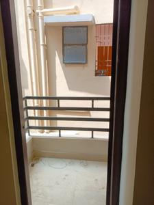 Balcony Image of 1000 Sq.ft 2 BHK Builder Floor for rent in Kidwaipuri Patna for Rs. 16000