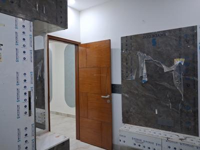 Bedroom Image of 1050 Sq.ft 2 BHK Apartment / Flat for sale in Avenue 1, Sector 73 Noida for Rs. 3400000