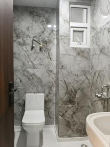 Common Bathroom Image of 1050 Sq.ft 2 BHK Apartment / Flat for sale in Venice Aspire, Noida Extension Greater Noida for Rs. 4250000
