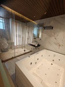 Bathroom Image of 4500 Sq.ft 4 BHK Villa for sale in Khandala Lonavala for Rs. 55000000