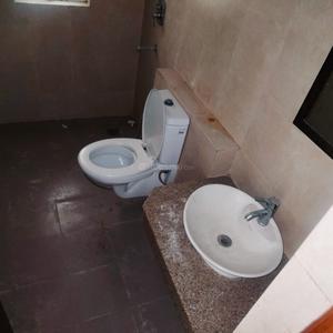 Bathroom Image of 1430 Sq.ft 2 BHK Apartment / Flat for sale in Raheja Vedaanta, Sector 108 Gurgaon for Rs. 13349000