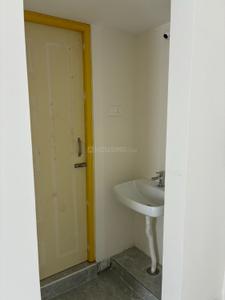 Bathroom Image of 600 Sq.ft 2 BHK Independent House for rent in Vandalur Chennai for Rs. 20000