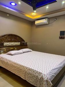 Bedroom Image of 1680 Sq.ft 4 BHK Builder Floor for rent in Jalukbari Guwahati for Rs. 40000