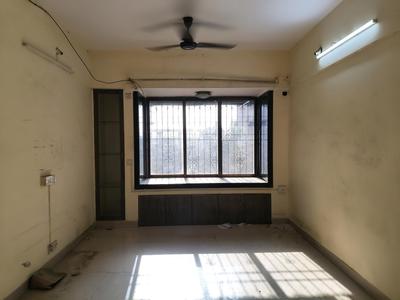 Living Room Image of 650 Sq.ft 2 BHK Apartment / Flat for sale in Sion Mumbai for Rs. 24000000
