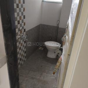 Bathroom Image of 550 Sq.ft 1 BHK Independent House for rent in Marunji Pune for Rs. 12500