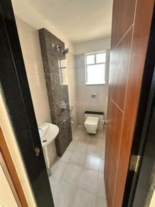 Image of 980 Sq.ft 2 BHK Apartment / Flat for rent in Vishrantwadi, Pune for Rs. 30000