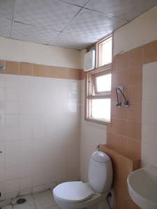 Common Bathroom Image of 1250 Sq.ft 2 BHK Apartment / Flat for sale in Omaxe Heights, Sector 86 Faridabad for Rs. 10000000