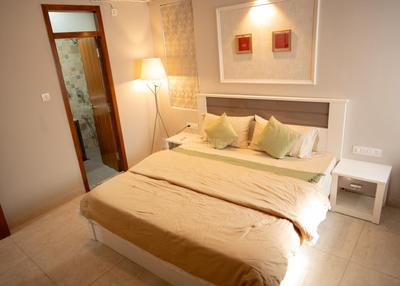 Bedroom Image of 1700 Sq.ft 3 BHK Apartment / Flat for rent in Richmond Town Bengaluru for Rs. 150000