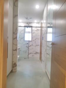 Common Bathroom Image of 3250 Sq.ft 4 BHK Builder Floor for sale in Ridhi Signature Floors 358 Sqyd, Sector 21C Faridabad for Rs. 37500000