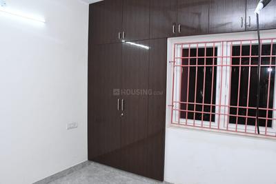 Bedroom Image of 1200 Sq.ft 2 BHK Builder Floor for rent in Ekkatuthangal Chennai for Rs. 35000