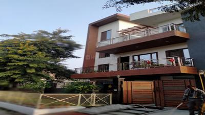 Building Image of 2000 Sq.ft 4 BHK Independent House for sale in Gamma I Greater Noida for Rs. 29000000