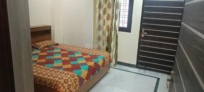 Bedroom Image of 780 Sq.ft 2 BHK Independent House for rent in Vasant Kunj New Delhi for Rs. 25000