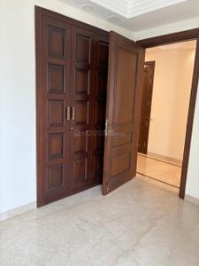 Bedroom Image of 4500 Sq.ft 4 BHK Builder Floor for rent in South Extension II New Delhi for Rs. 300000