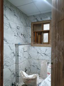 Bathroom Image of 915 Sq.ft 2 BHK Apartment / Flat for sale in Sector 62 Gurgaon for Rs. 5200000