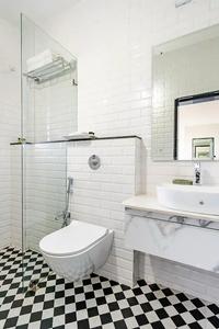 Bathroom Image of 996 Sq.ft 2 BHK Apartment / Flat for sale in Candolim Goa for Rs. 19500000