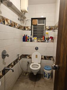 Bathroom Image of 550 Sq.ft 1 BHK Apartment / Flat for rent in Shraddha Bliss GS 47th Avenue, Vikhroli East Mumbai for Rs. 36000