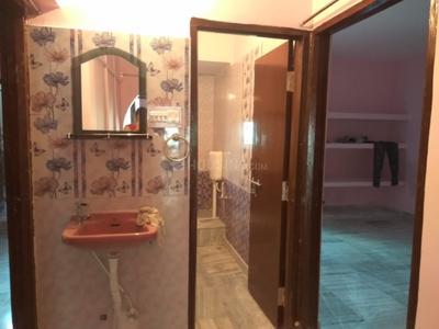 Bathroom Image of 1000 Sq.ft 2 BHK Independent House for rent in Argora Ranchi for Rs. 7000