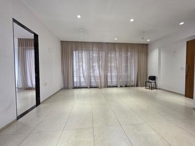 Living Room Image of 2111 Sq.ft 3 BHK Apartment / Flat for sale in Palanpur Surat for Rs. 9733000