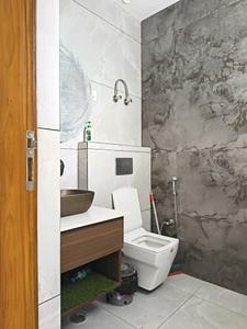 Bedroom One Image of 1850 Sq.ft 4 BHK Builder Floor for sale in Indirapuram Ghaziabad for Rs. 22500000