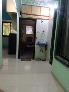 Bathroom Image of 442 Sq.ft 1 RK Apartment / Flat for rent in Thane West Thane for Rs. 24000