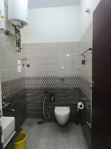 Common Bathroom Image of 1500 Sq.ft 2 BHK Builder Floor for rent in SMV Layout Bengaluru for Rs. 22000