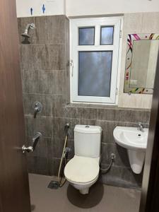 Bathroom Image of 660 Sq.ft 2 BHK Apartment / Flat for rent in Adani Elysium, Shantigram Ahmedabad for Rs. 35000