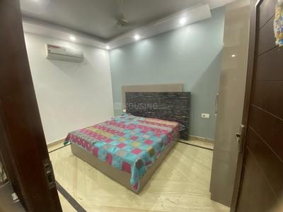 Bedroom Image of 550 Sq.ft 1.5 BHK Apartment / Flat for rent in Tri Nagar New Delhi for Rs. 20000