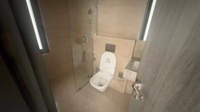 Image of 2100 Sq.ft 3 BHK Apartment / Flat for rent in Piramal Mahalaxmi Central Tower 2, Worli, Mumbai for Rs. 300001