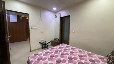 Bedroom Image of 2000 Sq.ft 3 BHK Apartment / Flat for sale in Bhimrad Surat for Rs. 7500000