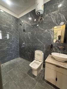 Bathroom Image of 750 Sq.ft 2 BHK Builder Floor for rent in Saket New Delhi for Rs. 18500