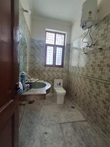 Bathroom Image of 990 Sq.ft 3 BHK Independent House for rent in Sector 23 Gurgaon for Rs. 40000