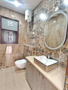 Image of 2200 Sq.ft 4 BHK Builder Floor for sale in Vasant Kunj, New Delhi for Rs. 27500000