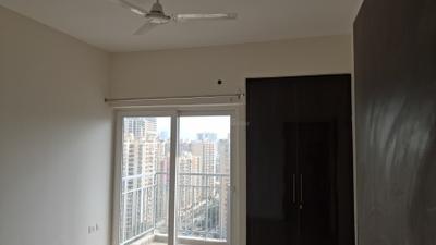 Bedroom Image of 1450 Sq.ft 3 BHK Apartment / Flat for rent in Shri Radha Aqua Garden, Noida Extension Greater Noida for Rs. 25500