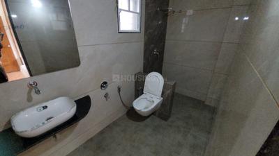 Bathroom Image of 1950 Sq.ft 3 BHK Apartment / Flat for sale in Nizampura Vadodara for Rs. 6000000