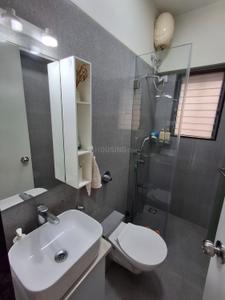 Bathroom Image of 575 Sq.ft 2 BHK Apartment / Flat for sale in Pearl Harmony, Dadar West Mumbai for Rs. 31000000