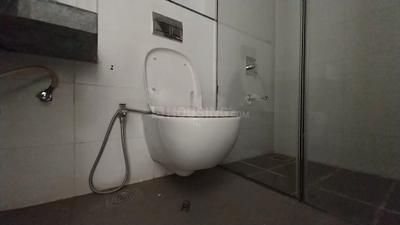 Rustomjee Azziano Bathroom Two 4