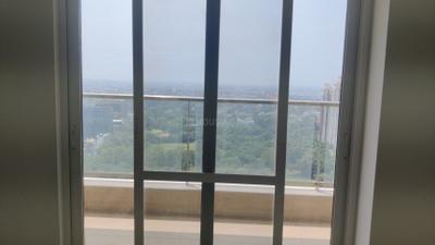 Balcony Image of 2400 Sq.ft 3.5 BHK Apartment / Flat for sale in DLF One Midtown, Karampura New Delhi for Rs. 55000000