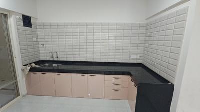 Kitchen Image of 1050 Sq.ft 2 BHK Apartment / Flat for rent in Nyati Era I, Dhanori Pune for Rs. 27000