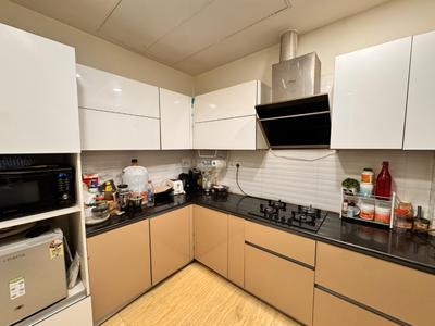 Kitchen Image of 2030 Sq.ft 3 BHK Independent House for sale in Sector 78 Noida for Rs. 50000000