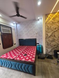 Bedroom Image of 600 Sq.ft 1 BHK Builder Floor for rent in Rajouri Garden New Delhi for Rs. 17500