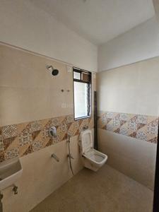 Bathroom Image of 700 Sq.ft 2 BHK Independent House for rent in Sripad Garden View CHSL, Ghatkopar East Mumbai for Rs. 60000
