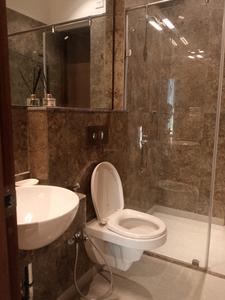 Common Bathroom Image of 4000 Sq.ft 4 BHK Apartment / Flat for rent in K Raheja Vivarea, Madanpura Mumbai for Rs. 700000